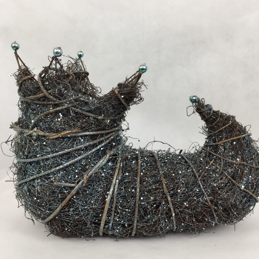 Aqua Sparkle Grapevine Elf Shoe Decor Piece